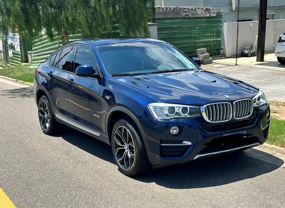 BMW X4 2.0 28I X LINE 4X4 16V TURBO GASOLINA 4P AUTOMÁTICO BMW X4 2.0 28I X LINE 4X4 16V TURBO GASOLINA 4P AUTOMÁTICO